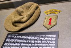Normandy, 75 years after D-Day - Memorial tour in a Ford GPW Jeep through Normandy: The Mémorial de Caen Museum exhibits the woolen commando jeep cap of the war... Normandy, 75 years after D-Day - Memorial tour in a Ford GPW Jeep through Normandy: The Mémorial de Caen Museum exhibits the woolen commando jeep cap of the war...