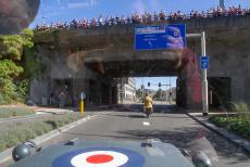 75 jaar na de Slag om Arnhem - Classic Car Road Trip: Race to the Bridge 2019, onze Ford GPW Jeep bij de Rijnbrug in Arnhem. Tijdens de Slag om Arnhem werd het noordelijke...