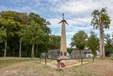 75 years after the Battle of Arnhem - Classic Car Road Trip: The Battle of Arnhem commemorations 2019, a memorial poppy wreath at the Airborne Memorial on Ginkel Heath. The...