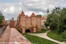 Lithuania 2015 - Classic Car Road Trip with three classic Minis: The Warsaw Barbican was built in the middle of the 16th century. The impressive...