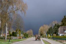 Herdenking Operation Quick Anger 2022 - Herdenking Operatie Quick Anger 2022: Tijdens de herdenkingsrit van Operatie Quick Anger pakten dreigende wolken zich samen boven... Herdenking Operation Quick Anger 2022 - Herdenking Operatie Quick Anger 2022: Tijdens de herdenkingsrit van Operatie Quick Anger pakten dreigende wolken zich samen boven...