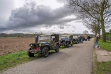 Herdenking Operation Quick Anger 2022 - Herdenking Operatie Quick Anger 2022: Het eerste voertuig in het konvooi is een Willys MB Jeep uit 1944; het tweede voertuig... Herdenking Operation Quick Anger 2022 - Herdenking Operatie Quick Anger 2022: Het eerste voertuig in het konvooi is een Willys MB Jeep uit 1944; het tweede voertuig...