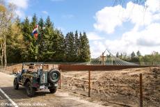 Herdenking Operation Cannonshot 2018 - Herdenkingsrit Operation Cannonshot: Monument bij de buurtschap Woeste Hoeve. Op deze plek werden op 8 maart 1945, twee maanden voor het...