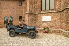 Operation Cannonshot Herdenkingsrit 2018 - Herdenkingsrit Operation Cannonshot: Een plaquette op de muur van de kerk van Wilp ter nagedachtenis aan de 19 soldaten van de 48ste...